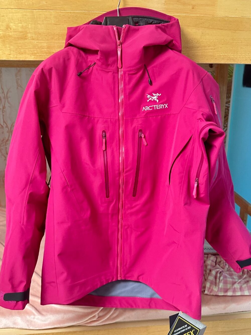 ARC'TERYX Alpha SV7 3-in-1 Down Jacket